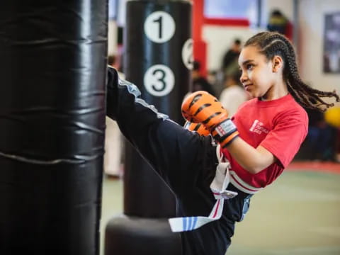 a person wearing gloves