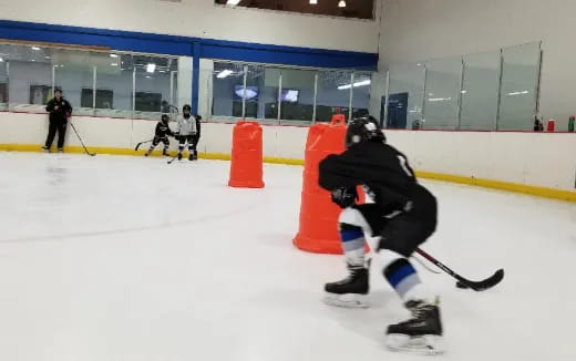 a hockey player in black and white